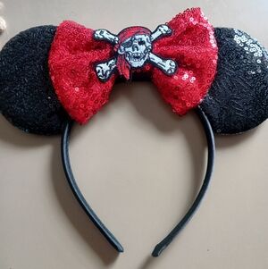 PIRATE EARS UNLICENSED